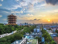 武漢將建成內(nèi)河最大國(guó)際化港口城市